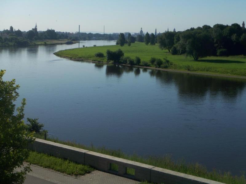 Ambiente-An-Der-Elbe-Wohnung-Og Dresda Esterno foto